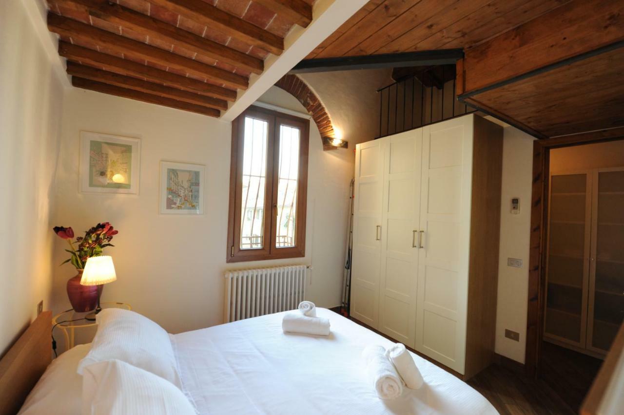 Acacia Apartments Salvia-Rosmarino Florencia Exterior foto
